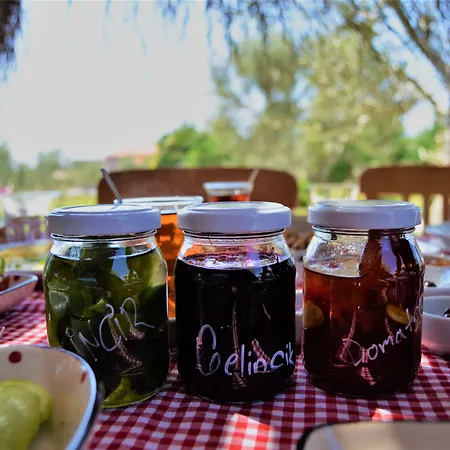 Le Petit Ve Bag Evi Otel *