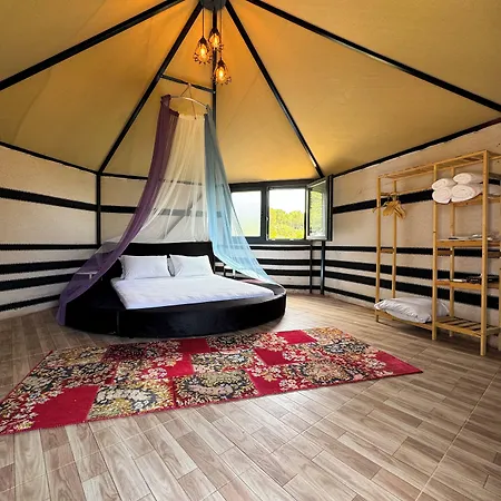 Otel Le Petit Ve Bag Evi *